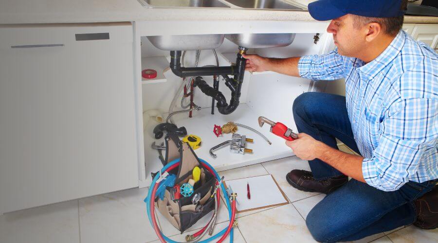 Local expert plumbing services in Twelve Mile, IN